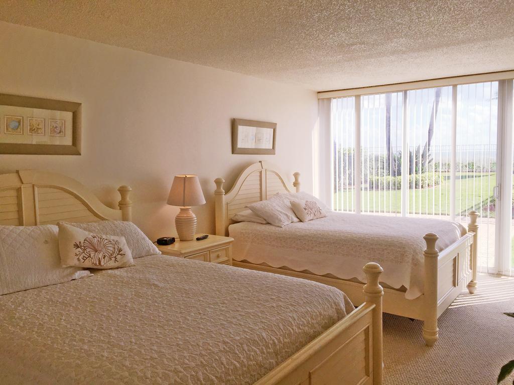 The Island Beach Resort 옌슨비치 외부 사진